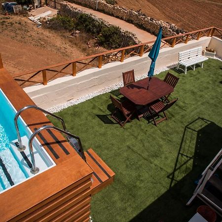 Tal-Karmnu Entire House With Private Heated Pool And Jacuzzi Villa Kirkop Dış mekan fotoğraf