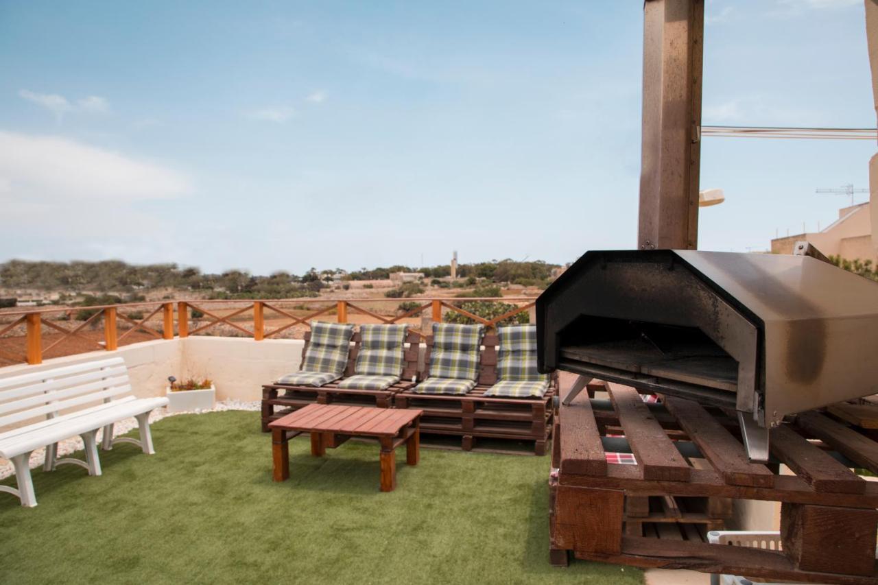 Tal-Karmnu Entire House With Private Heated Pool And Jacuzzi Villa Kirkop Dış mekan fotoğraf