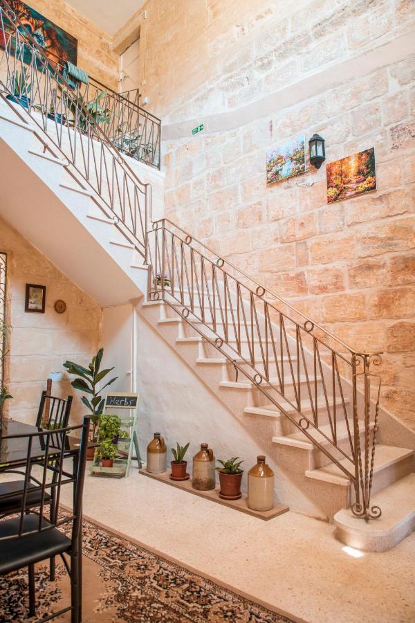 Tal-Karmnu Entire House With Private Heated Pool And Jacuzzi Villa Kirkop Dış mekan fotoğraf