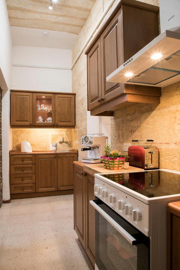 Tal-Karmnu Entire House With Private Heated Pool And Jacuzzi Villa Kirkop Dış mekan fotoğraf